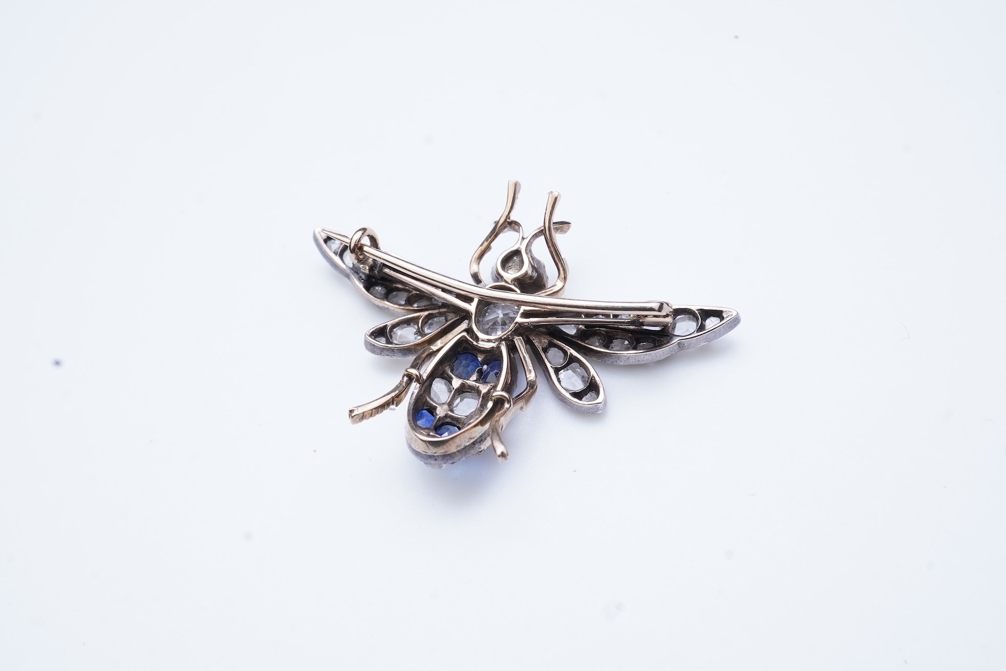 A Victorian sapphire and diamond brooch, late 19th century